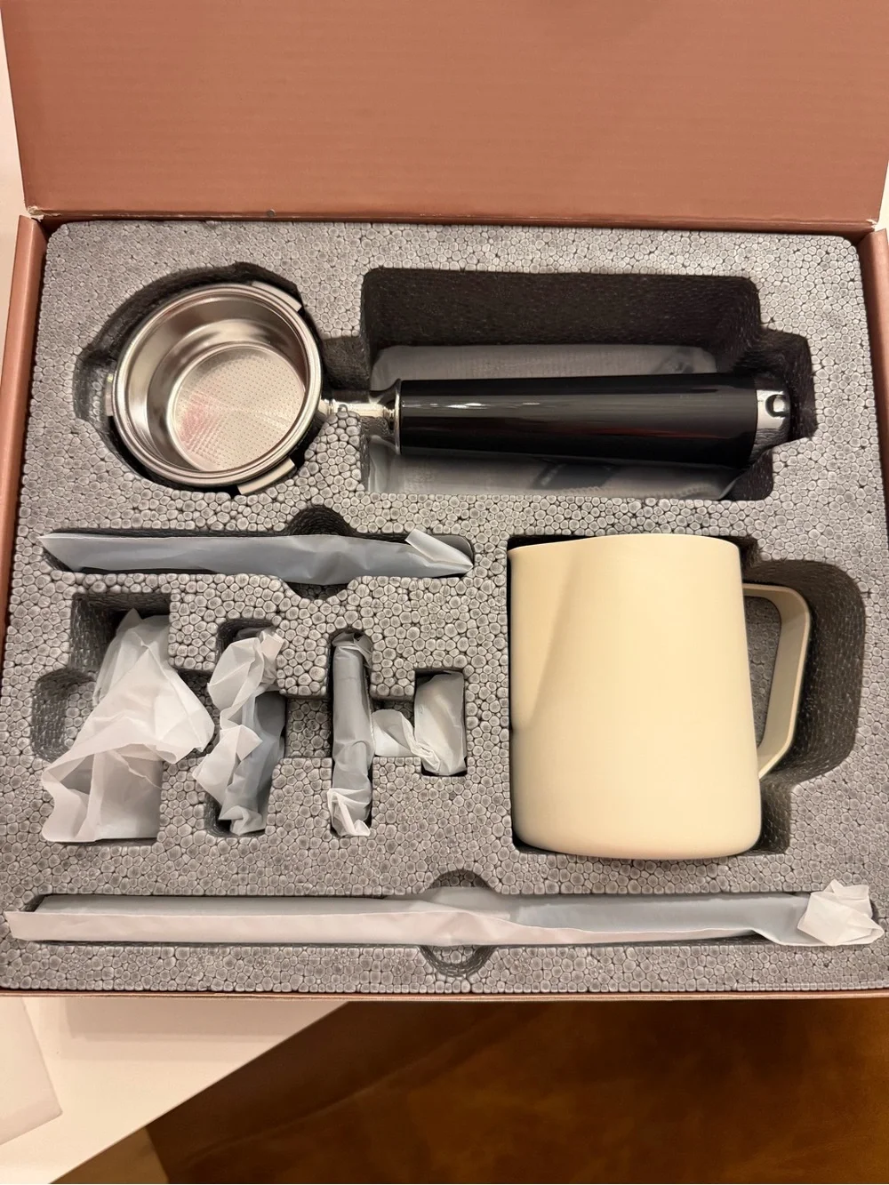 Retro style brand new espresso machine - cold brew & espresso features